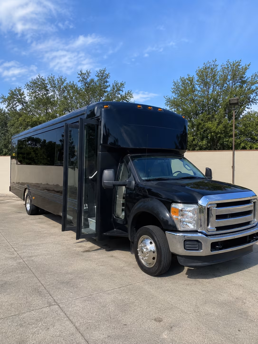 Delray Beach Winery Tour & Pub Crawl Transportation pickup coordination
